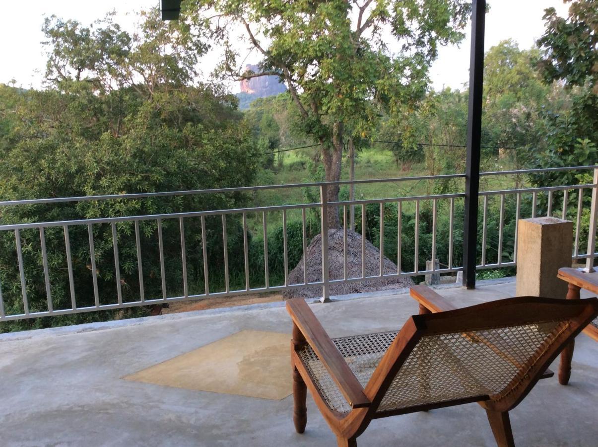 Sigiriya Rock Hide Otel Dış mekan fotoğraf