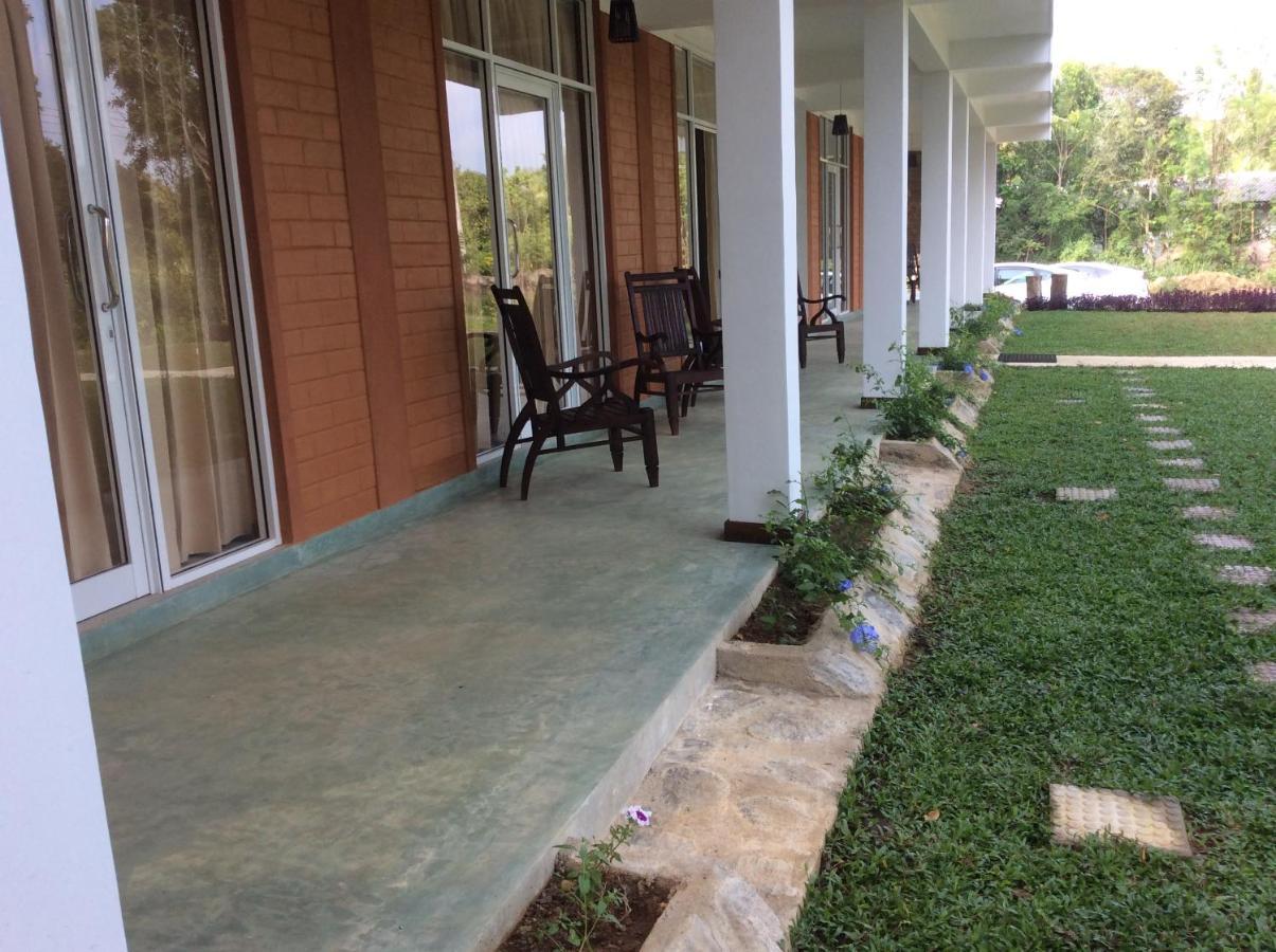 Sigiriya Rock Hide Otel Dış mekan fotoğraf