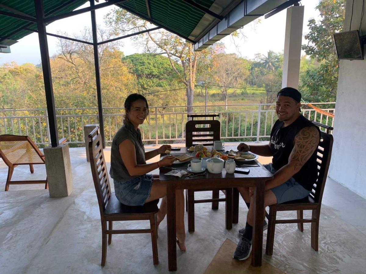 Sigiriya Rock Hide Otel Dış mekan fotoğraf