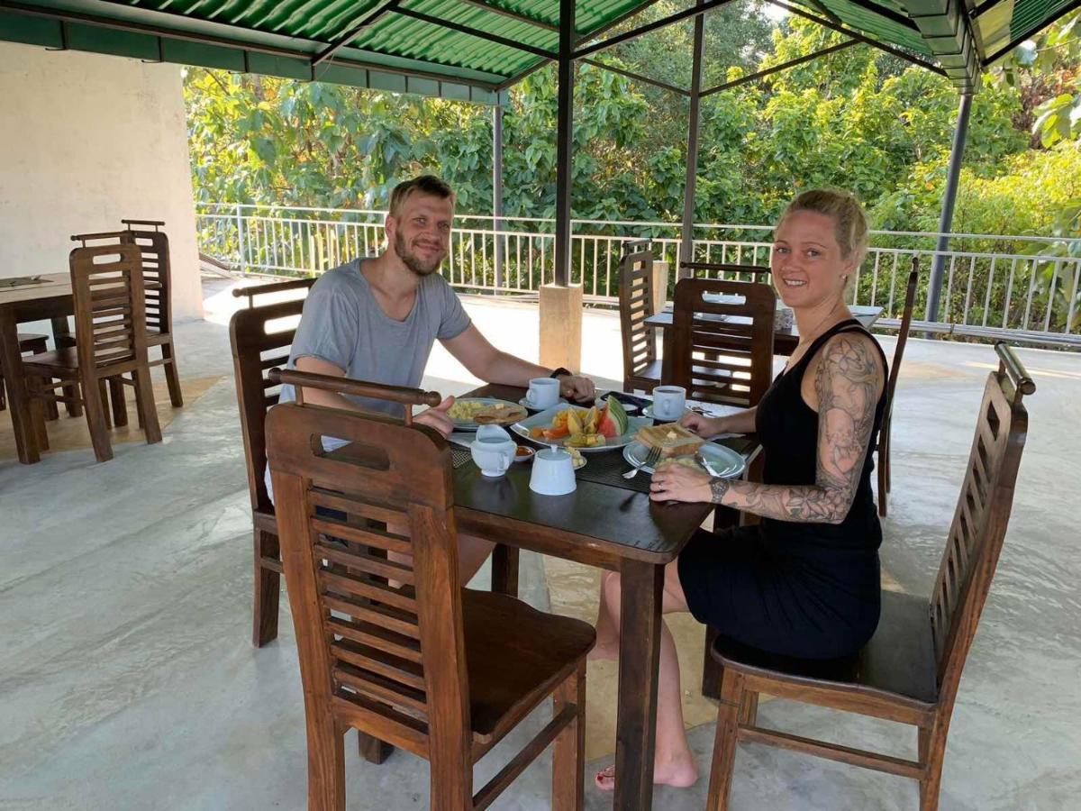 Sigiriya Rock Hide Otel Dış mekan fotoğraf